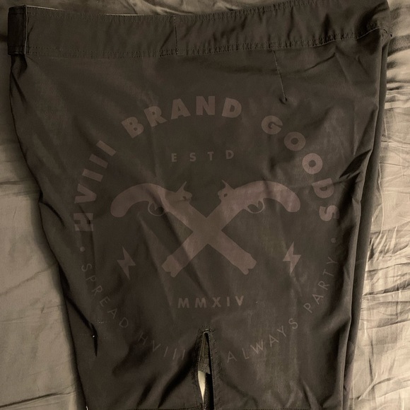 HVIII Brand Goods Velcro Waist Shorts - Picture 2 of 3